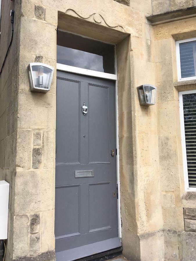 Central Bath House Group Accommodation Exterior foto